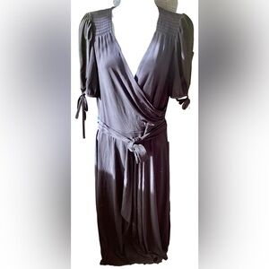 NWT! ❣️ Donna Morgan Belted V Neck Dress Sz 10